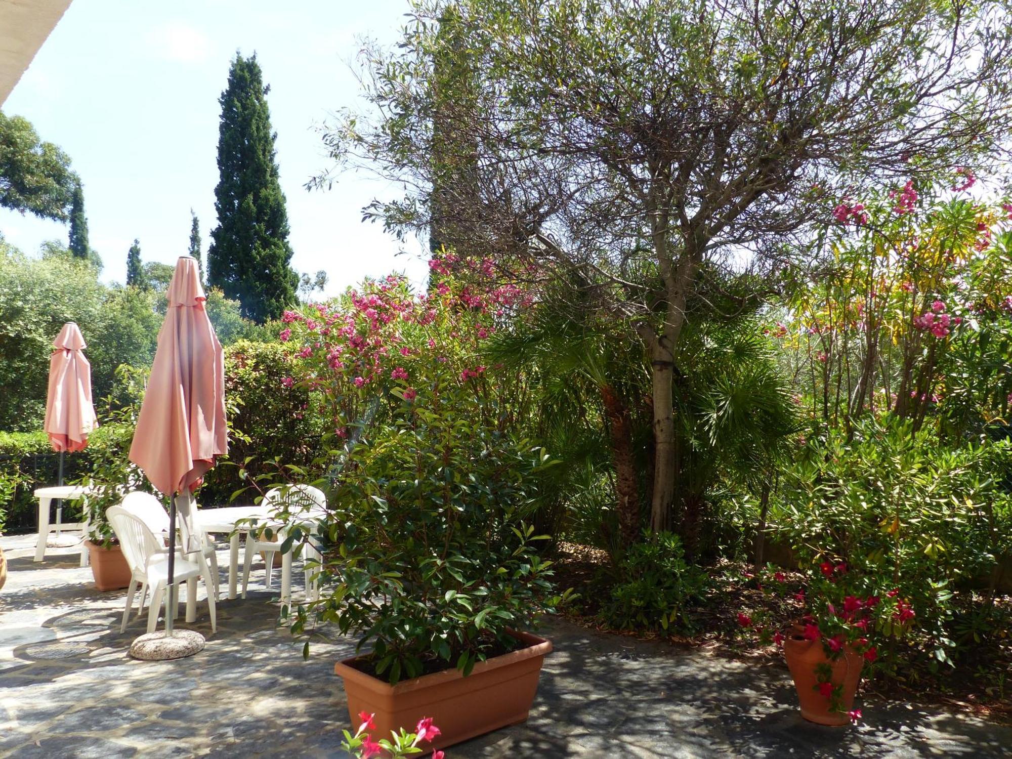 Hotel Cap Soleil Cavalaire-sur-Mer Εξωτερικό φωτογραφία